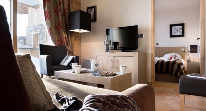 Le Cristal de L'alpe Apartment, Alpe d'Huez ski chalet, image 2